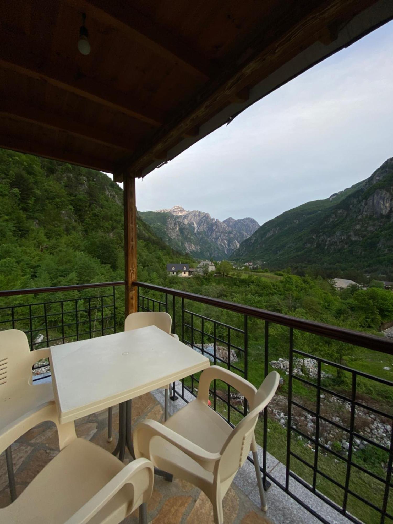 Gegest Hotel Theth Bagian luar foto