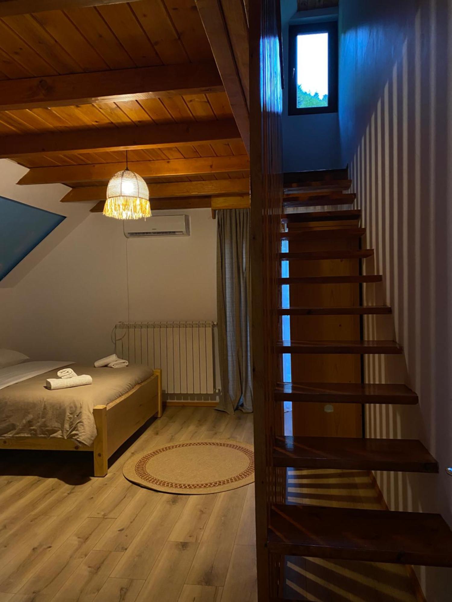 Gegest Hotel Theth Bagian luar foto